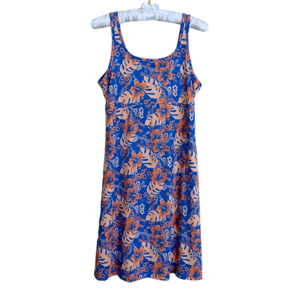 Columbia Sportswear Company Dress